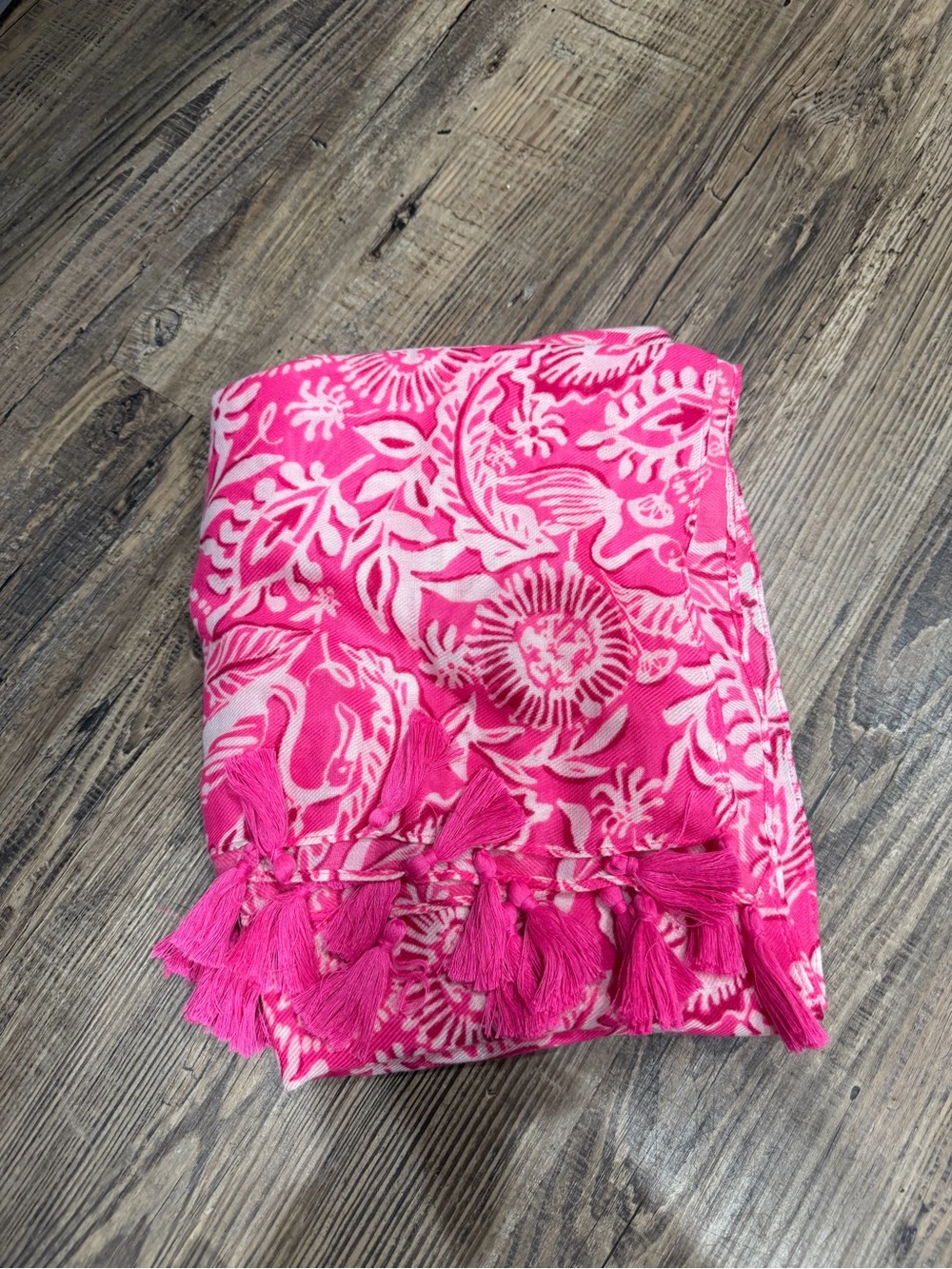 Lilly Pulitzer Resort Scarf "Passion Fruit Pink Absolutely Flamazing”